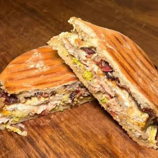Hamburguesa de ternera con patatas de A Jalar, Málaga